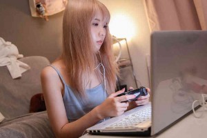 奈奈美步兵磁力[免费]电影海报